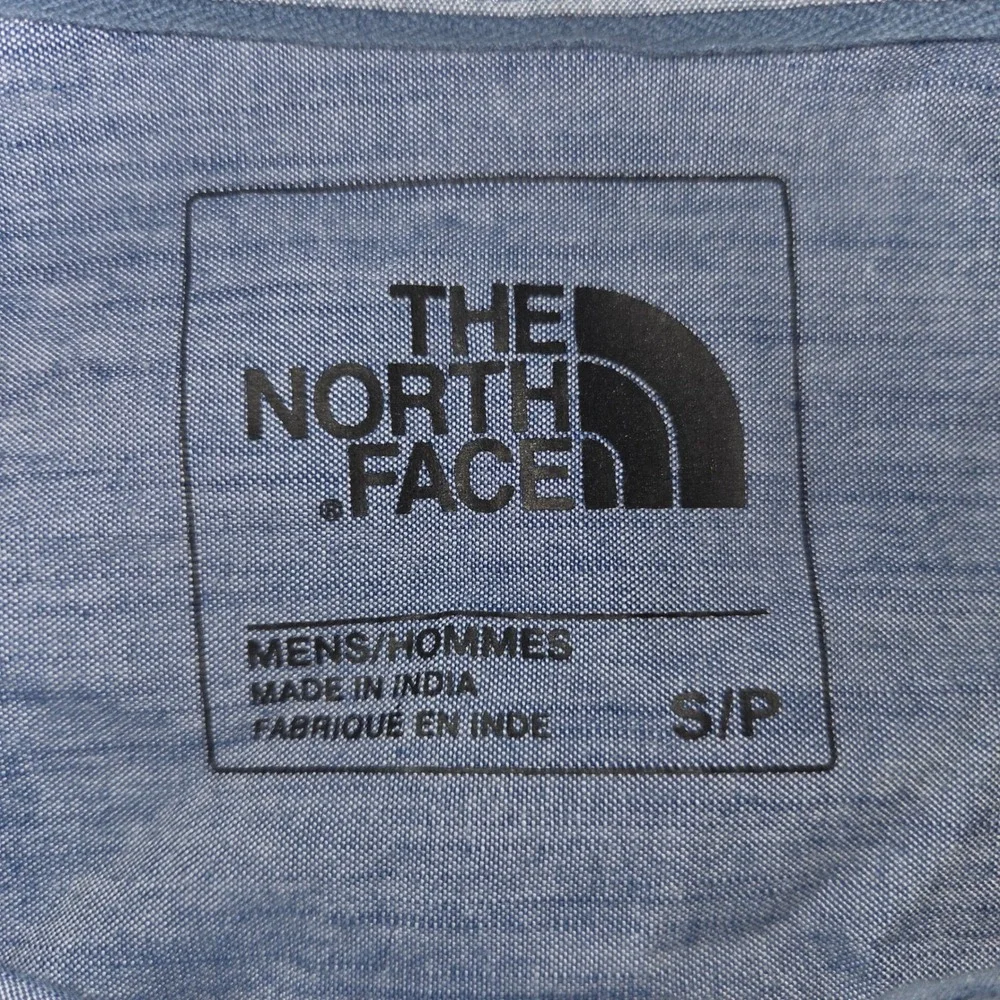 The North Face Button Down Shirt Men Small Blue Colorblock Short Sleeve Chambray
